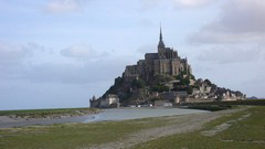 Mont-Saint-Michel vom Damm aus